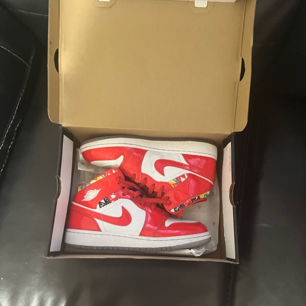 Nike Air Jordan 1 Mid SE men’s size 6.5